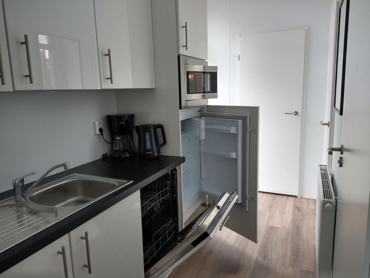 Lathumlodge Met Parkvoorzieningen Екстериор снимка