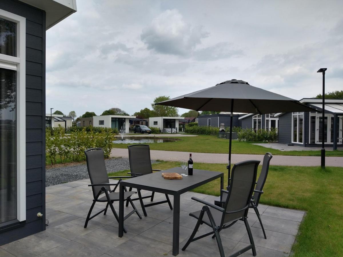 Lathumlodge Met Parkvoorzieningen Екстериор снимка