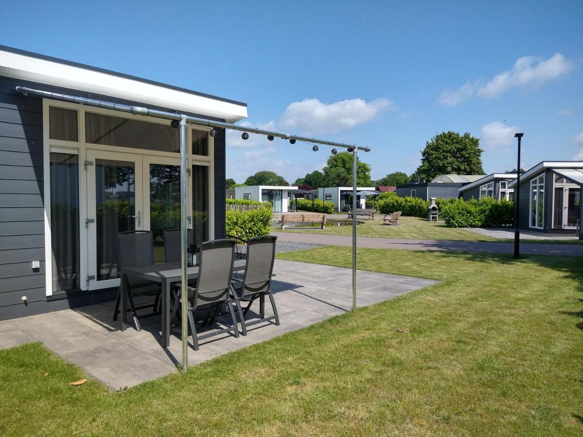 Lathumlodge Met Parkvoorzieningen Екстериор снимка