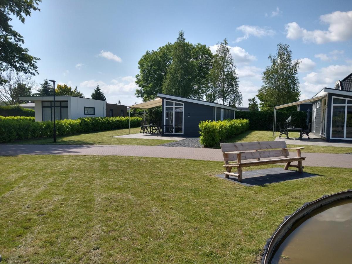 Lathumlodge Met Parkvoorzieningen Екстериор снимка